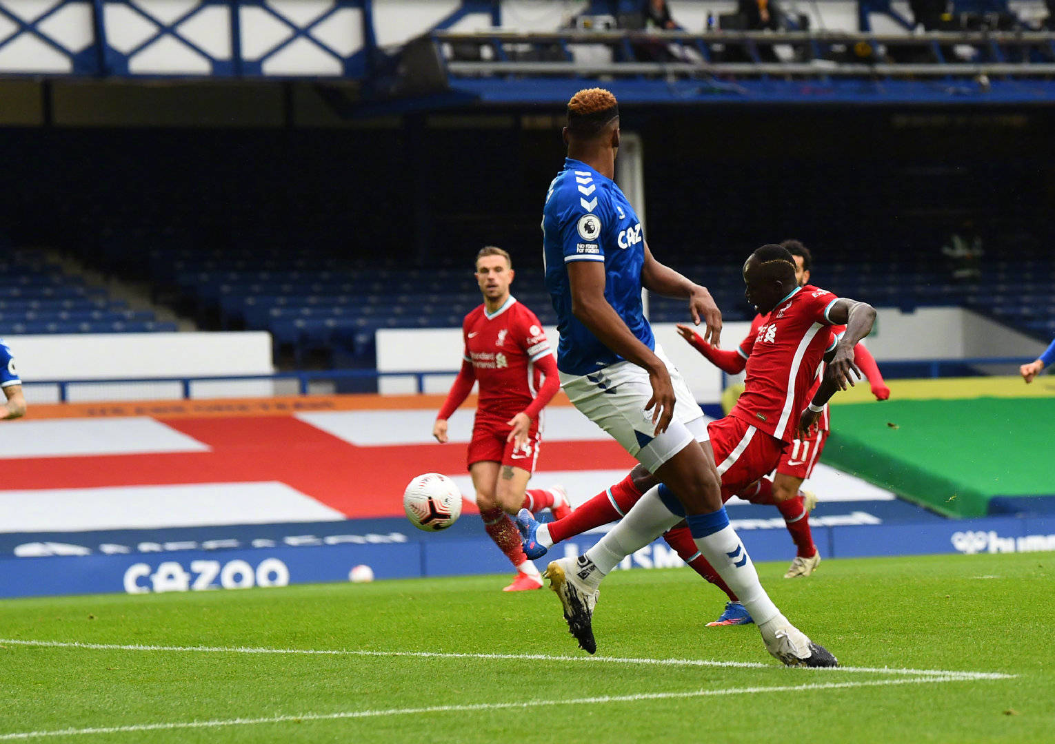 卢克曼对国 卢克曼对国